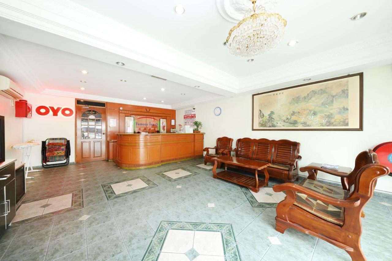 Oyo 764 Hotel Famous Inn Малакка Экстерьер фото